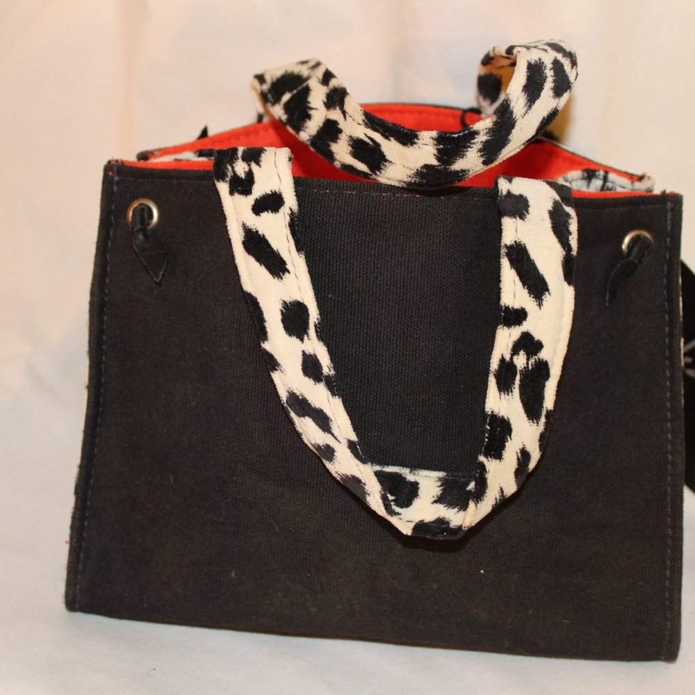 Women's Baikal Handbag Black with cow print